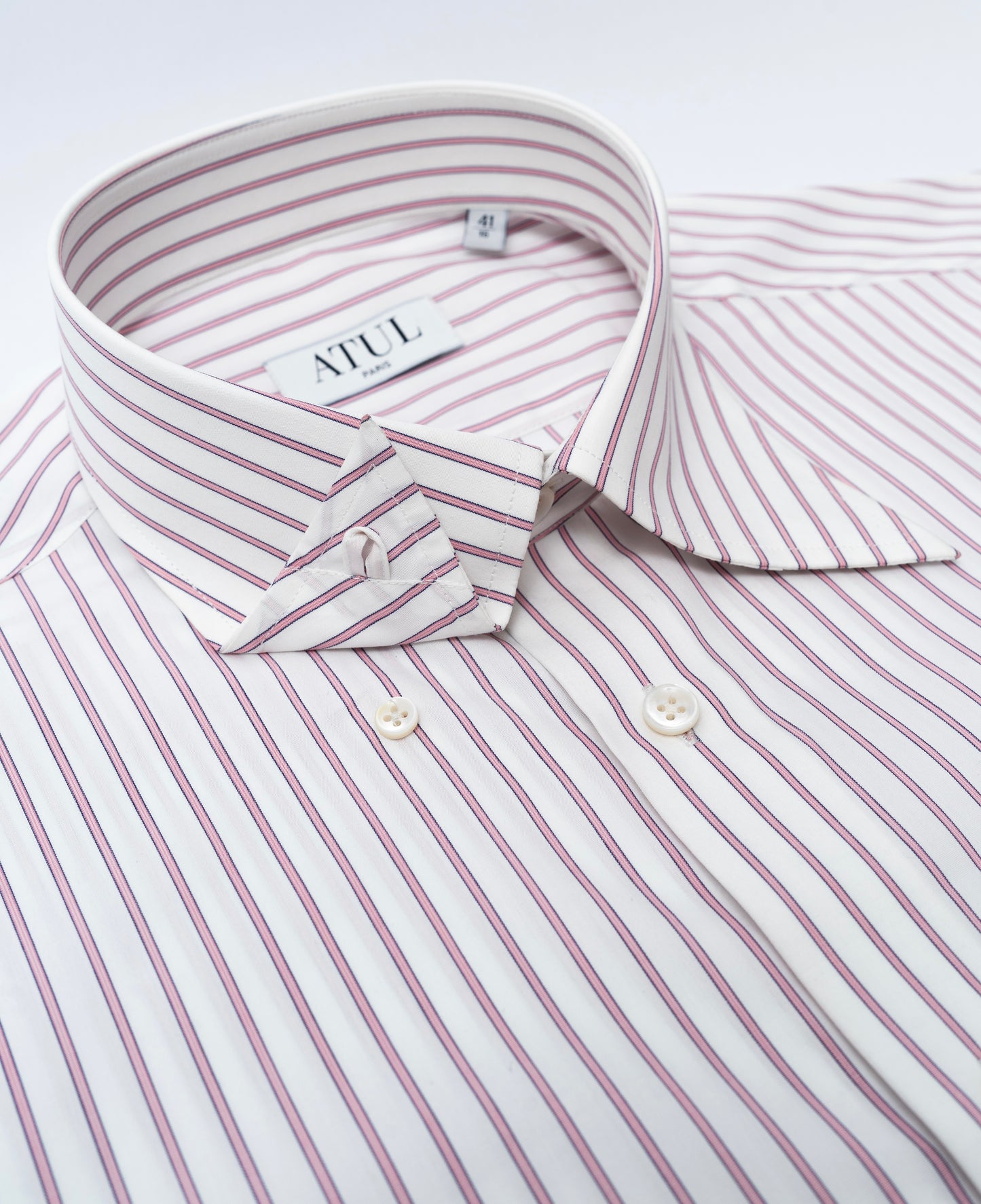 LA CHEMISE À RAYURES ROSES