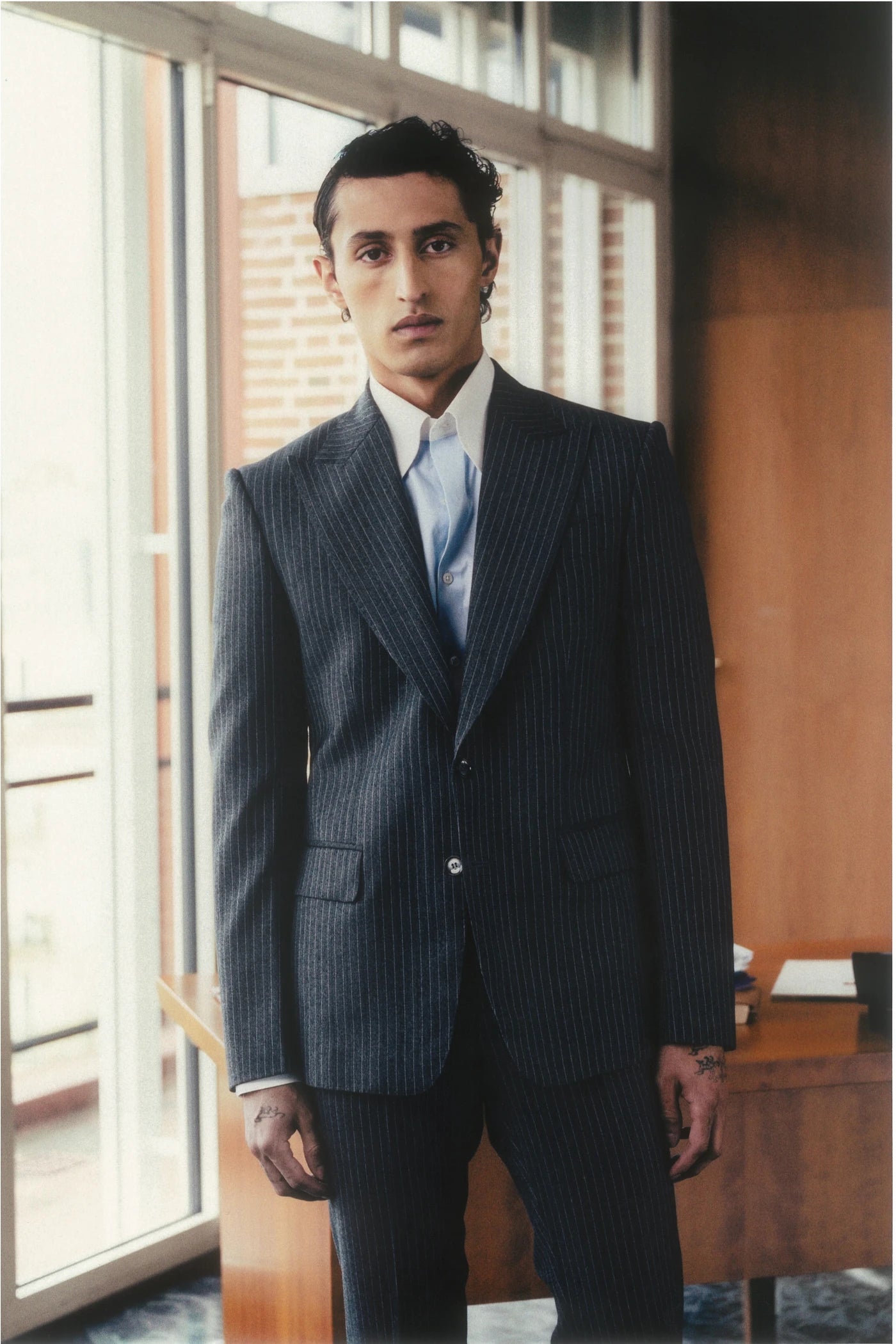 COSTUME DROIT EN LAINE — GRIS ANTHRACITE À RAYURES VINTAGE