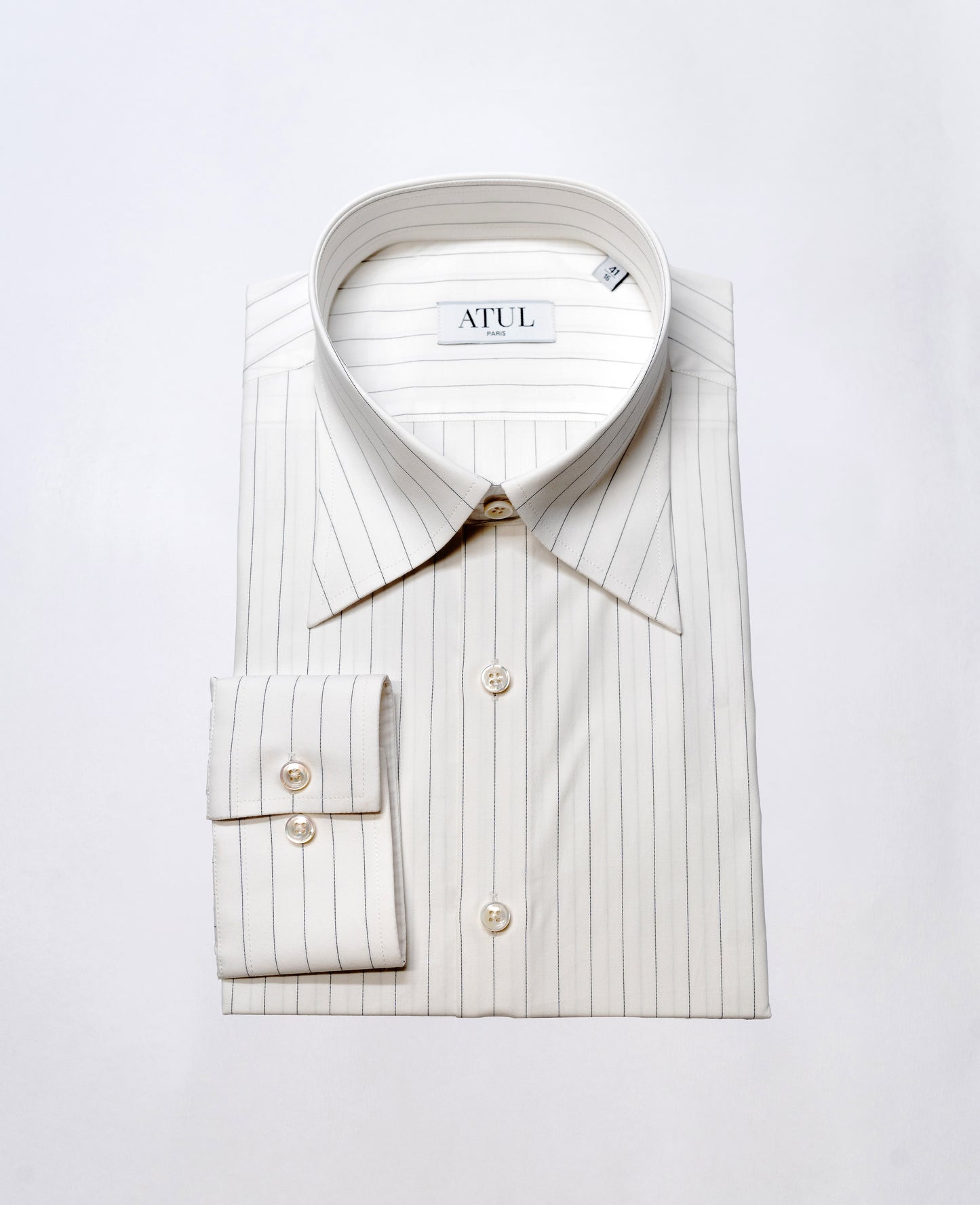 LA CHEMISE À RAYURES TENNIS