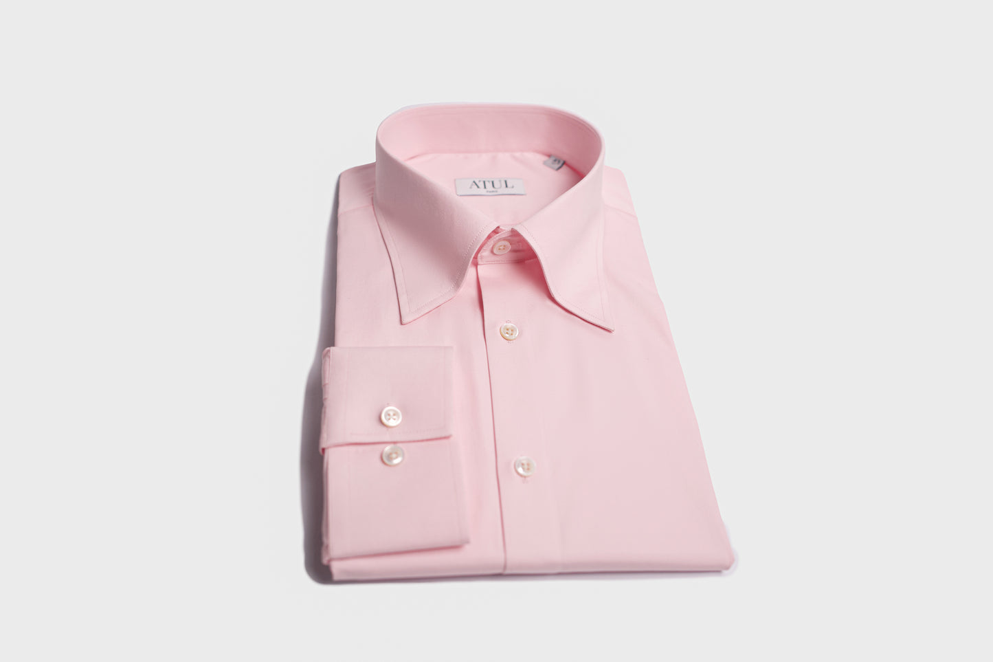 LA CHEMISE ROSE
