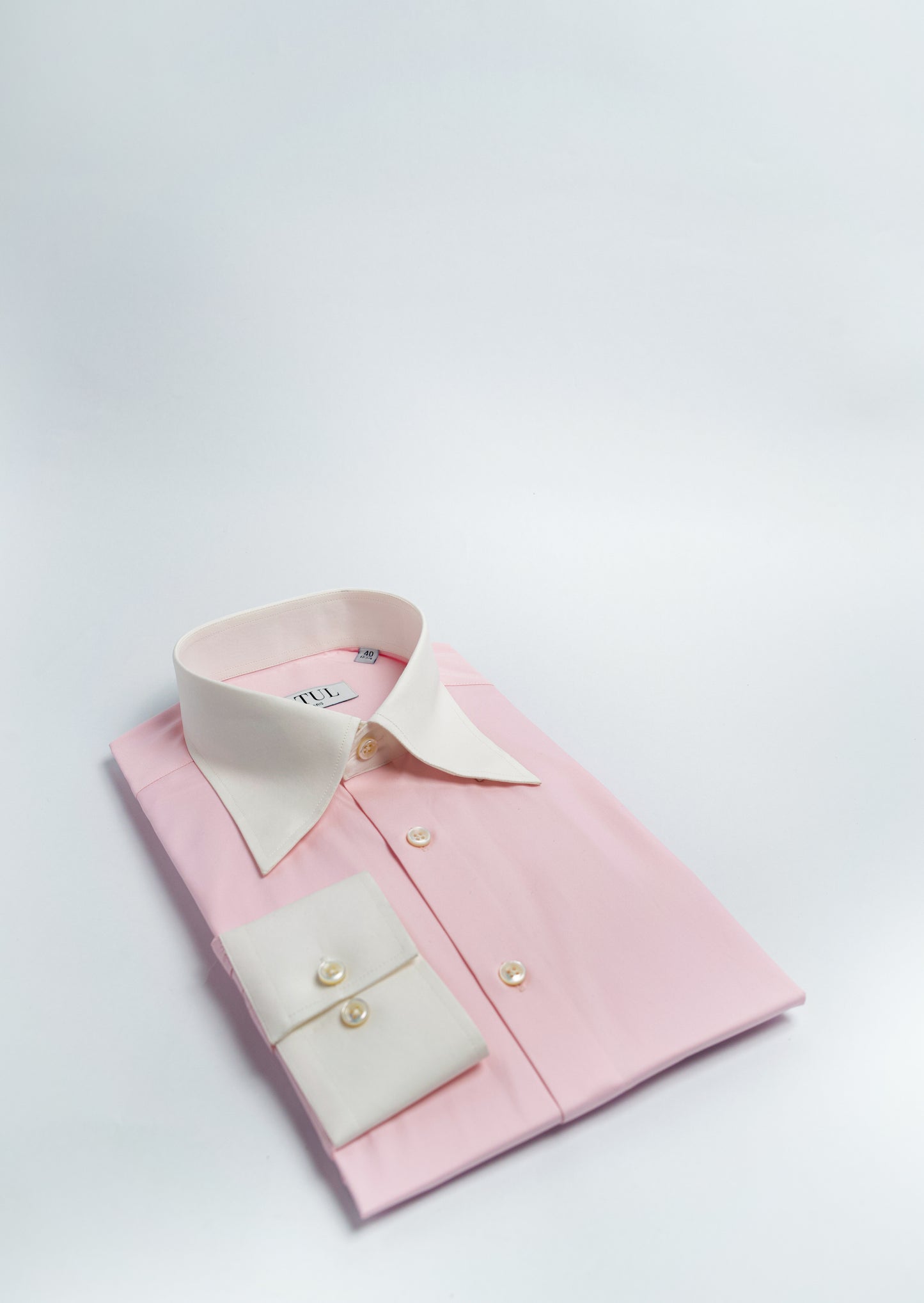 LA CHEMISE DU BANQUIER - ROSE