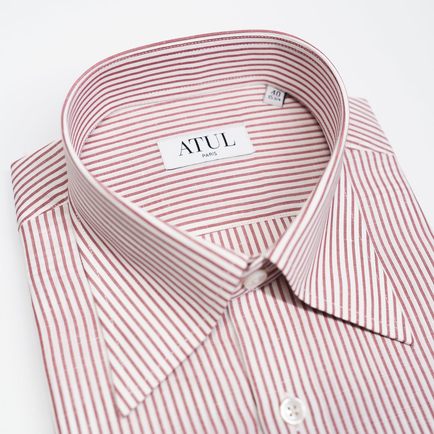 LA CHEMISE À RAYURES ROUGE BRIQUE