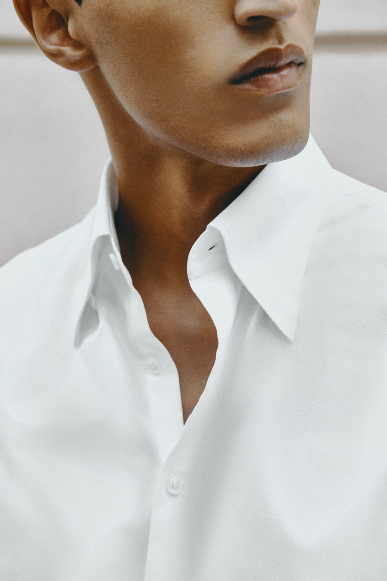 THE WHITE SHIRT IN TWILL