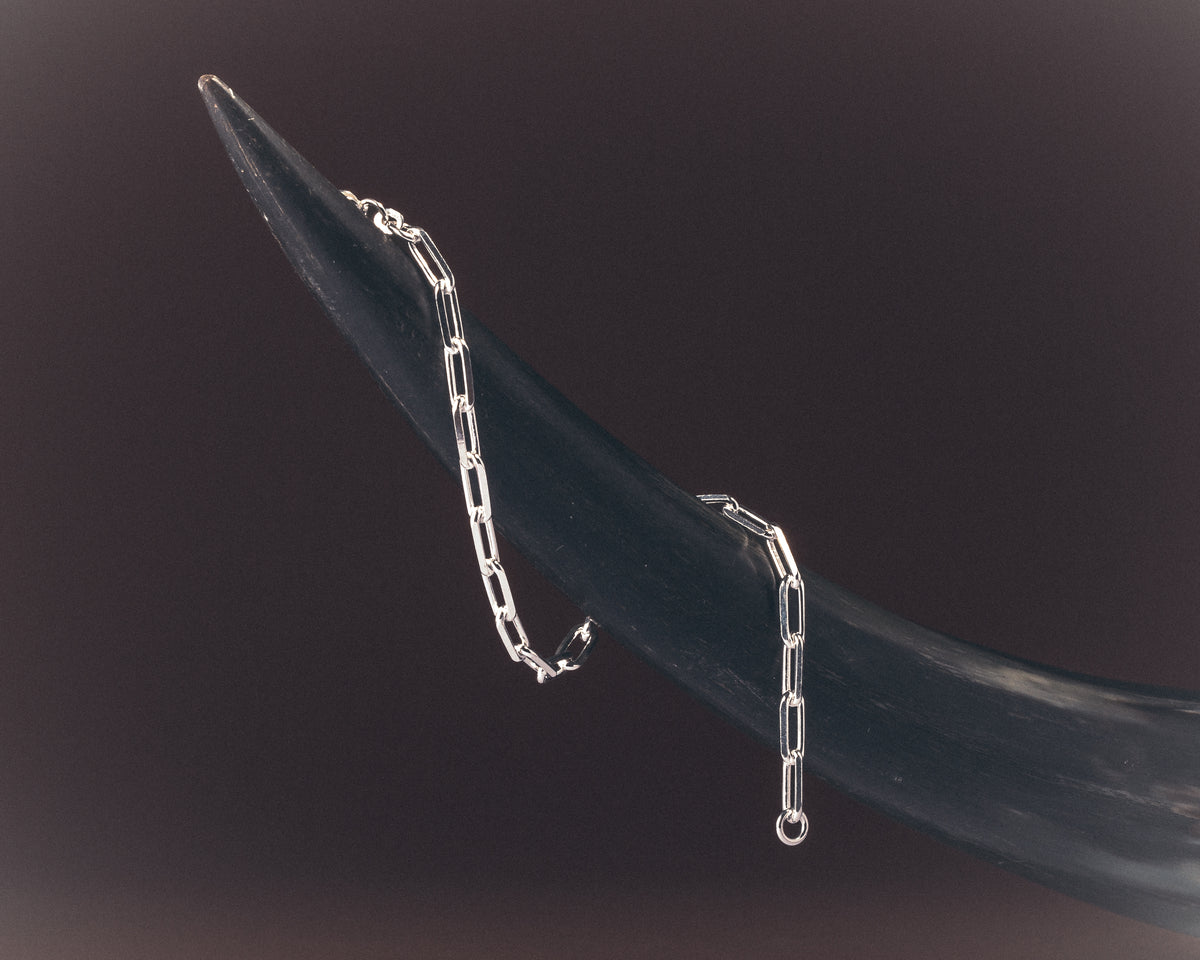 THE PAPER CLIP CHAIN BRACELET