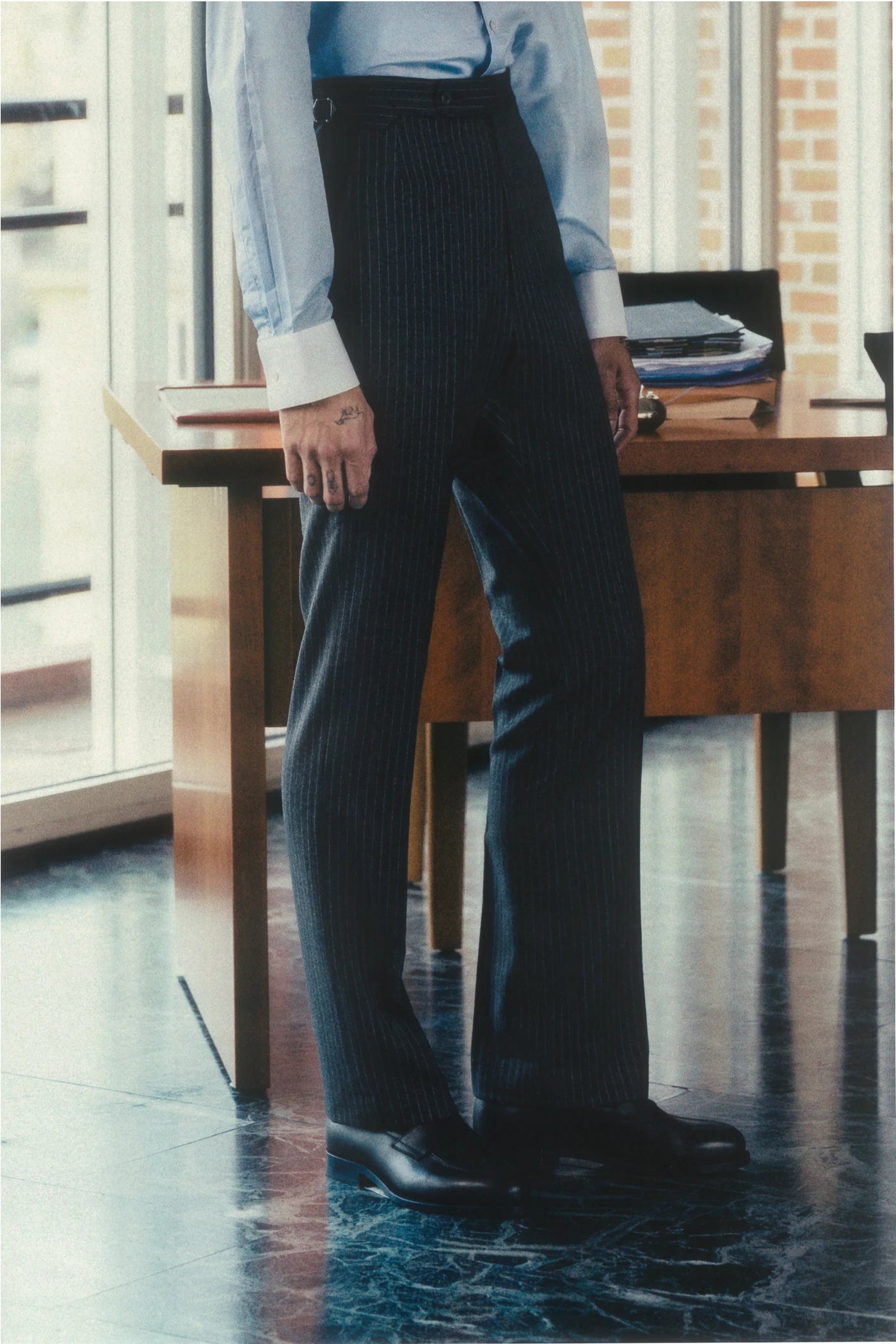 COSTUME DROIT EN LAINE — GRIS ANTHRACITE À RAYURES VINTAGE
