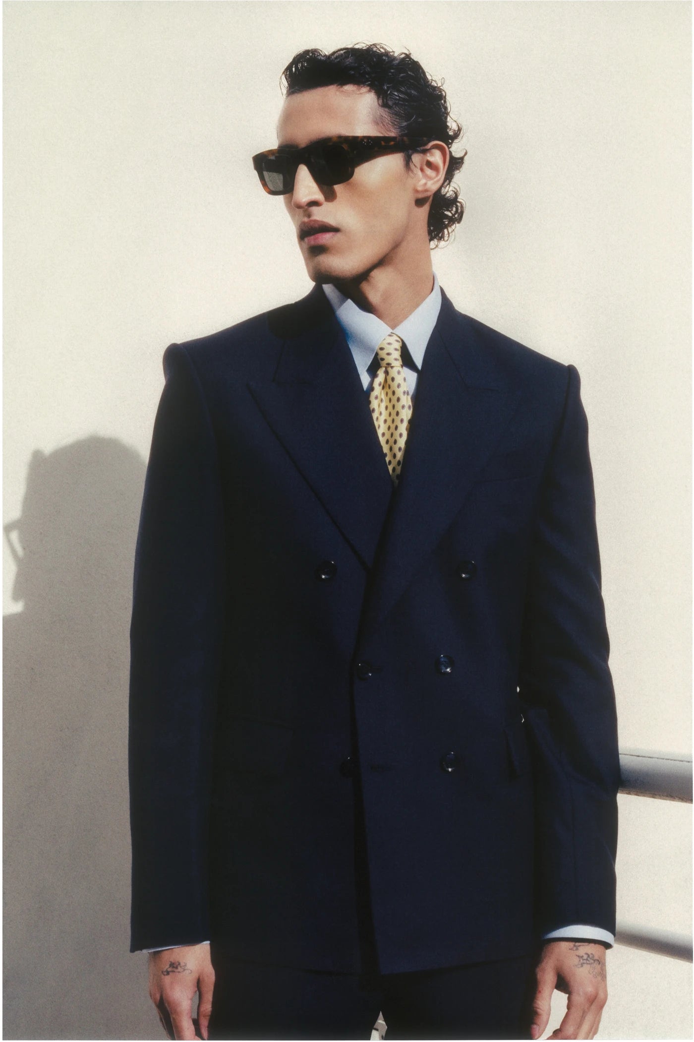 THE DOUBLE BREASTED FRESCO SUIT - NAVY BLUE