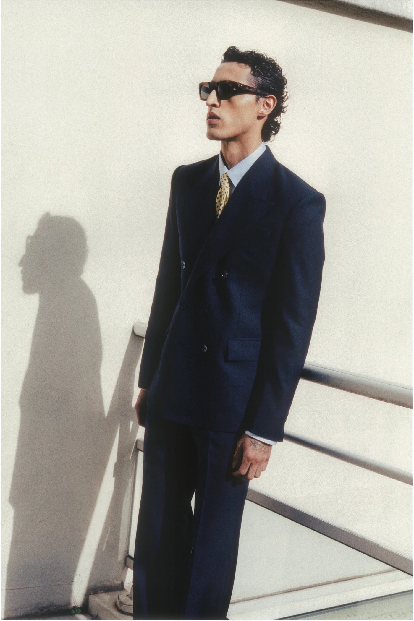 THE DOUBLE BREASTED FRESCO SUIT - NAVY BLUE