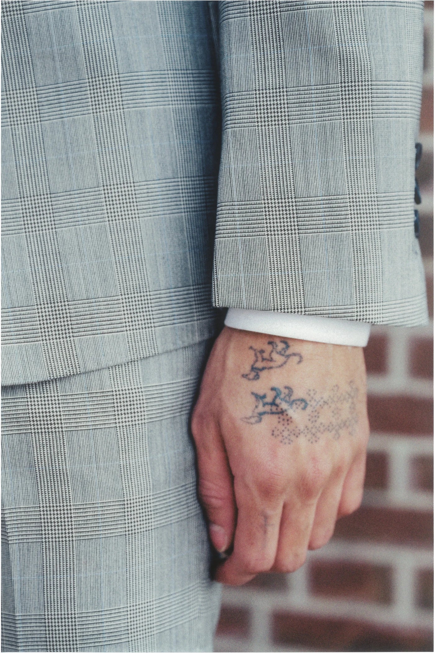 LE COSTUME DROIT EN LAINE SUPER 150’S — PRINCE-DE-GALLES GRIS