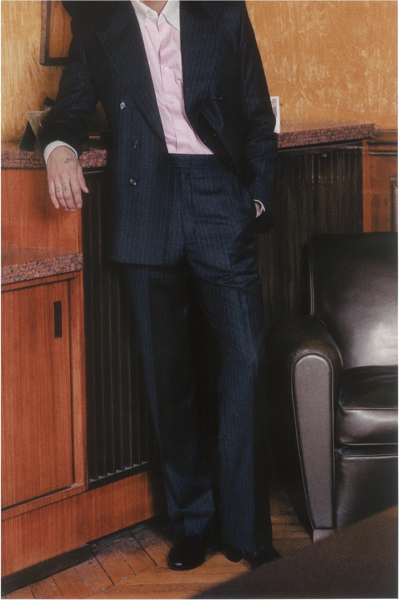 THE DOUBLE-BREASTED SUIT IN SUPER 120’S FOUR-SEASON WOOL - DARK GREY PINSTRIPES