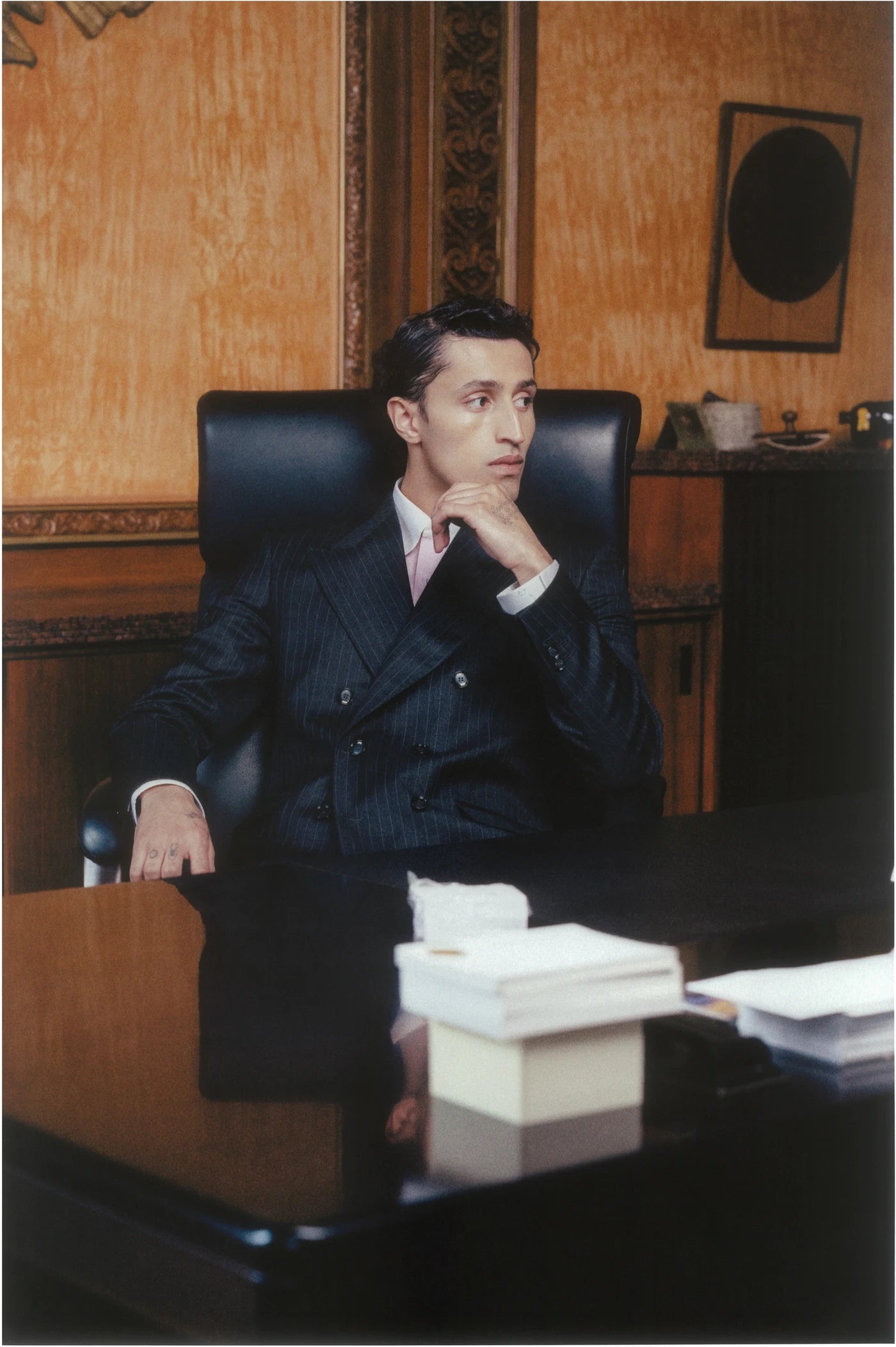 THE DOUBLE-BREASTED SUIT IN SUPER 120’S FOUR-SEASON WOOL - DARK GREY PINSTRIPES