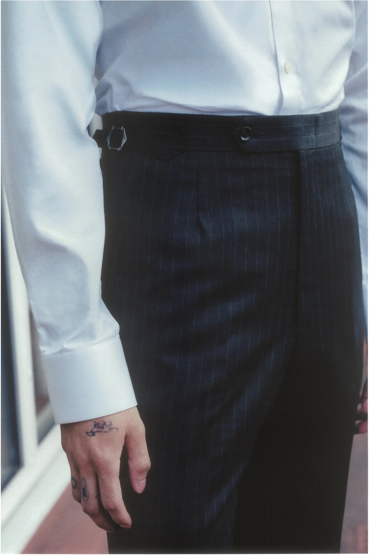 THE DOUBLE-BREASTED SUIT IN SUPER 120’S FOUR-SEASON WOOL - DARK GREY PINSTRIPES