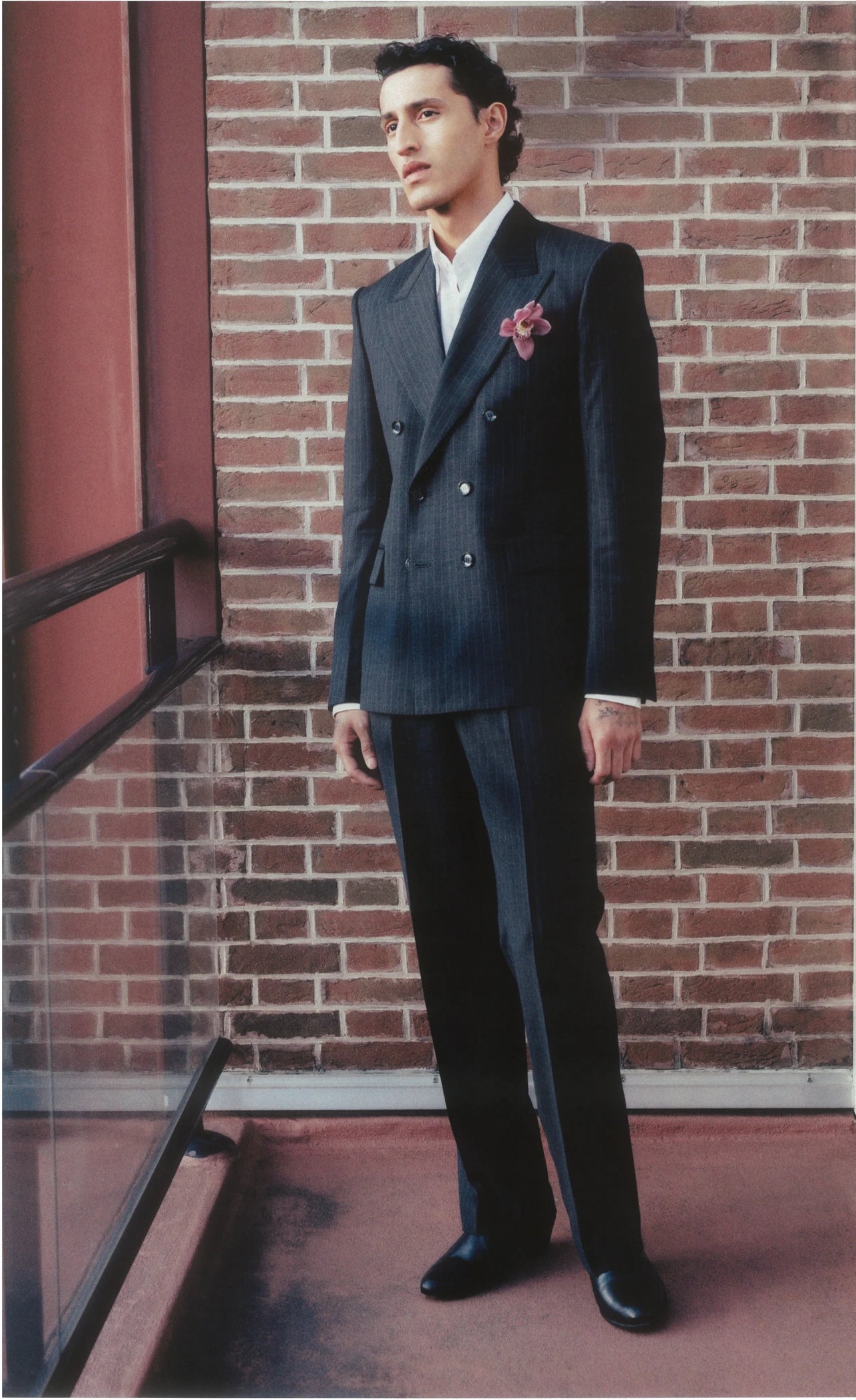 THE DOUBLE-BREASTED SUIT IN SUPER 120’S FOUR-SEASON WOOL - DARK GREY PINSTRIPES