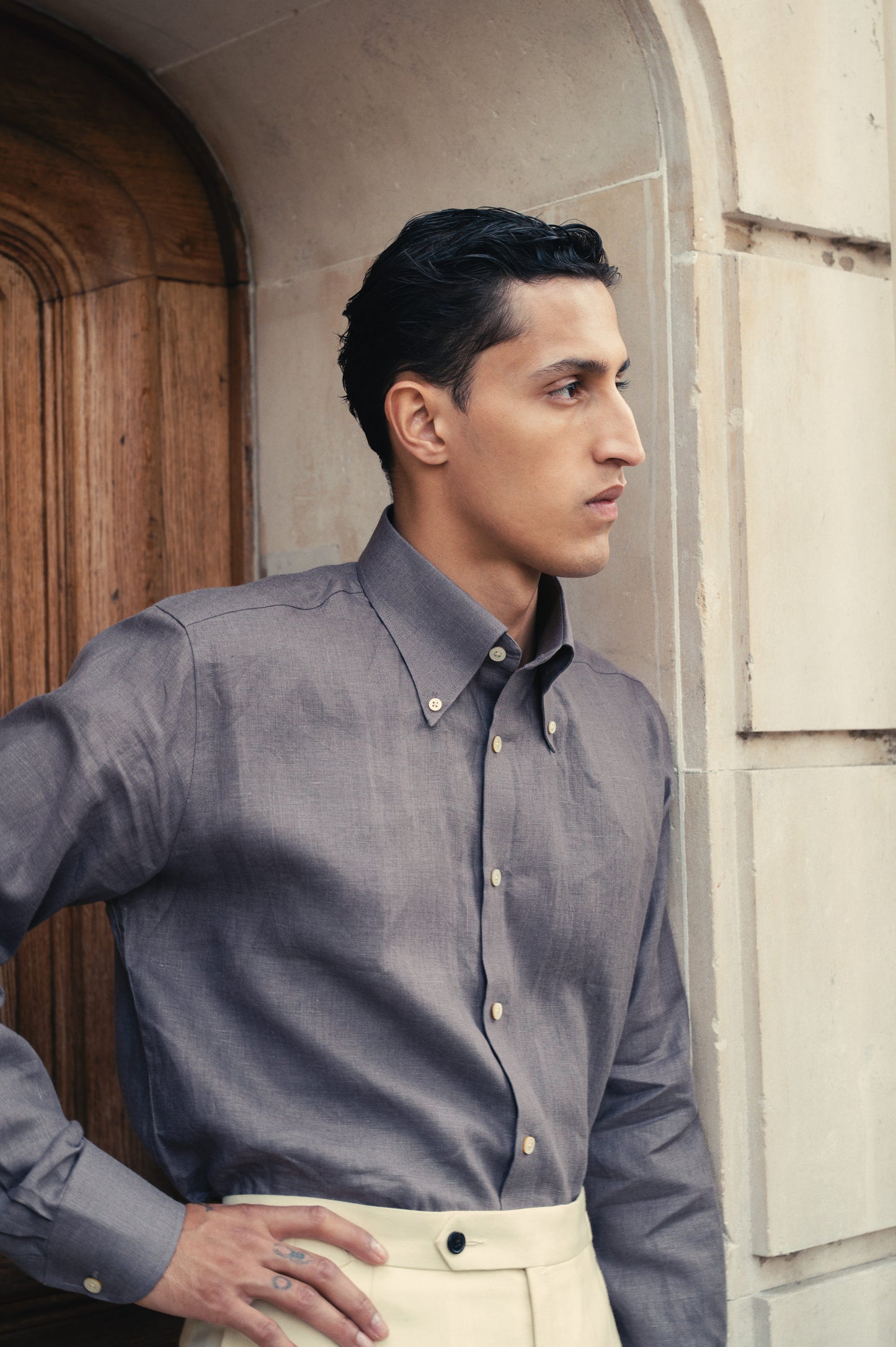 THE MAUVE SHIRT IN LINEN