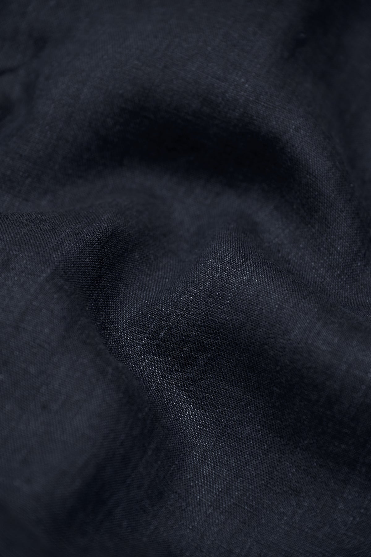 LE COSTUME BLEU MARINE EN LIN