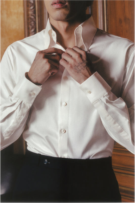 THE IVORY SHIRT IN HERRINGBONE TWILL