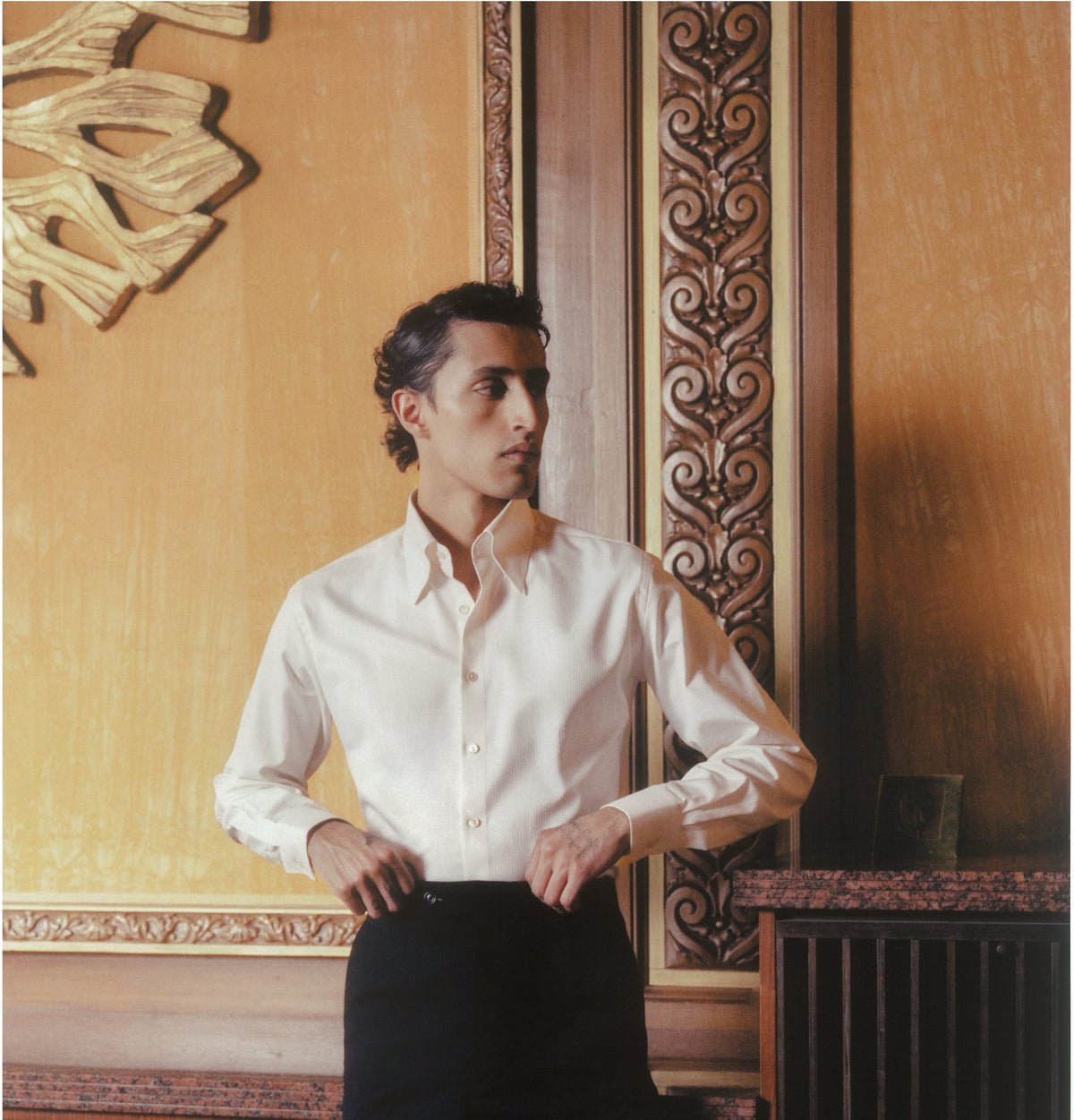 THE IVORY SHIRT IN HERRINGBONE TWILL
