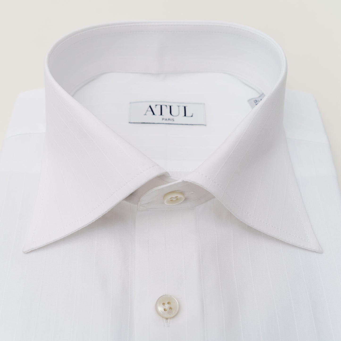 LA CHEMISE BLANCHE À RAYURES JACQUARD - COL ITALIEN 
