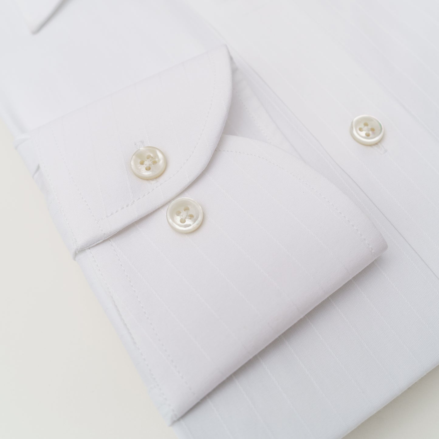 LA CHEMISE BLANCHE À RAYURES JACQUARD - COL ITALIEN 