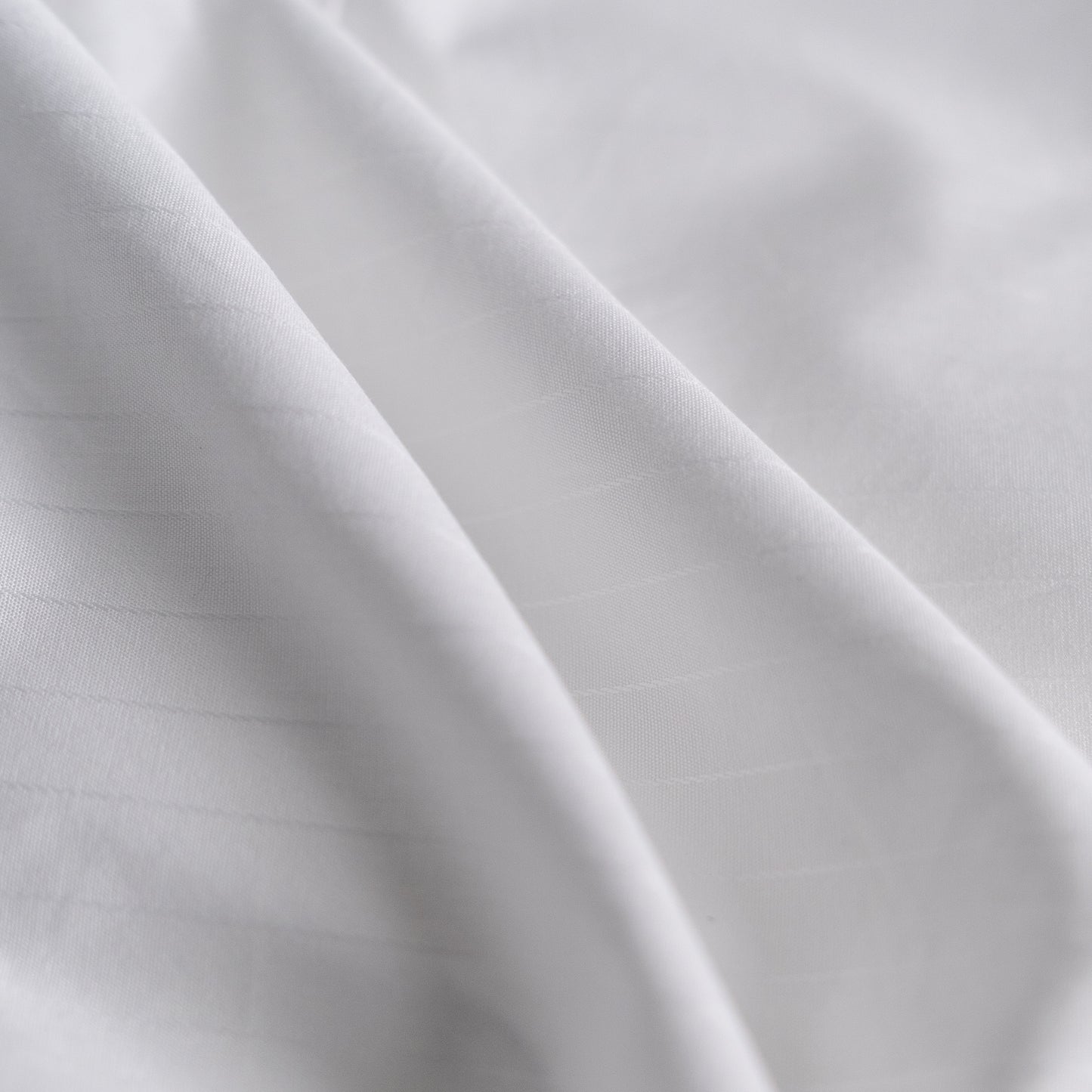 LA CHEMISE BLANCHE À RAYURES JACQUARD - COL ITALIEN 
