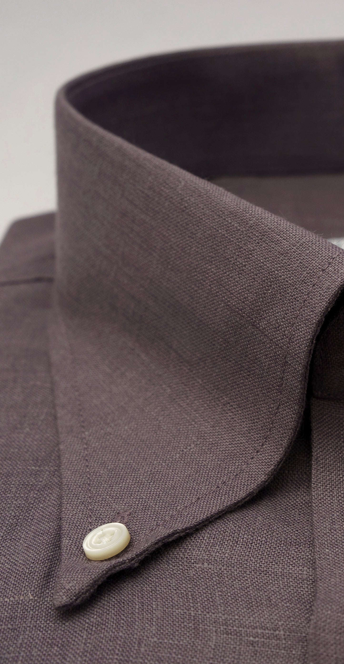 THE MAUVE SHIRT IN LINEN