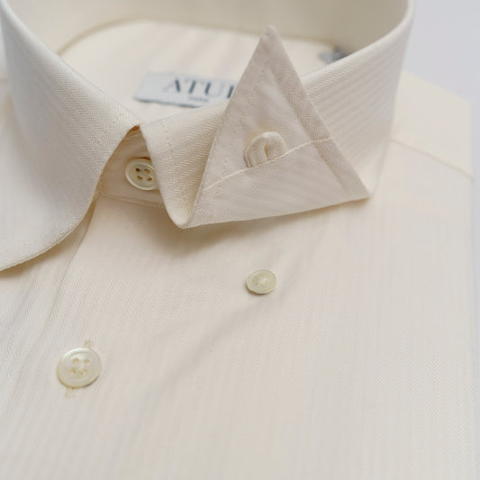THE IVORY SHIRT IN HERRINGBONE TWILL