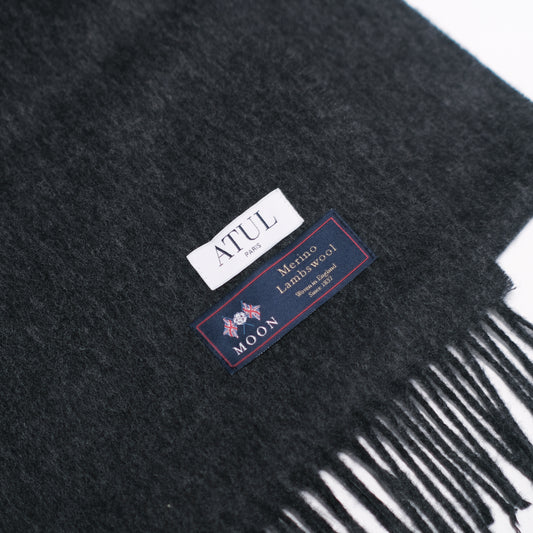 L’ÉCHARPE ANTHRACITE FONCÉE