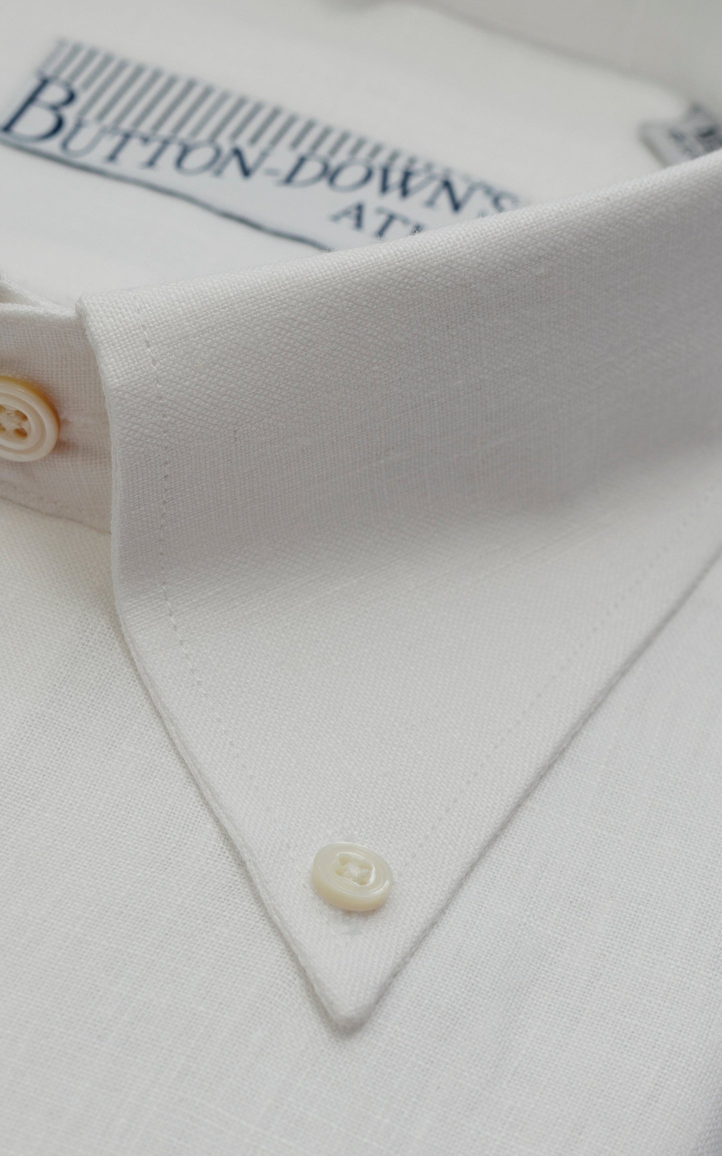 LA CHEMISE BLANCHE EN LIN